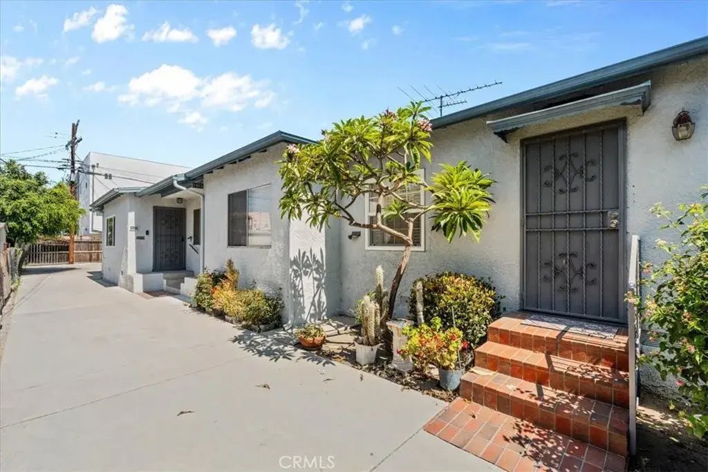 1901 Hauser Boulevard, Los Angeles, CA 90016 - #1