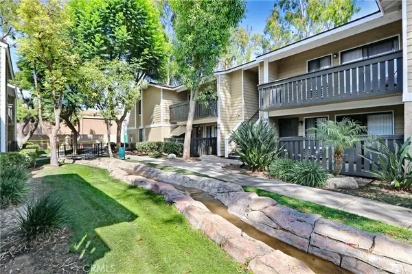 3535 Banbury Drive #84, Riverside, CA 92505