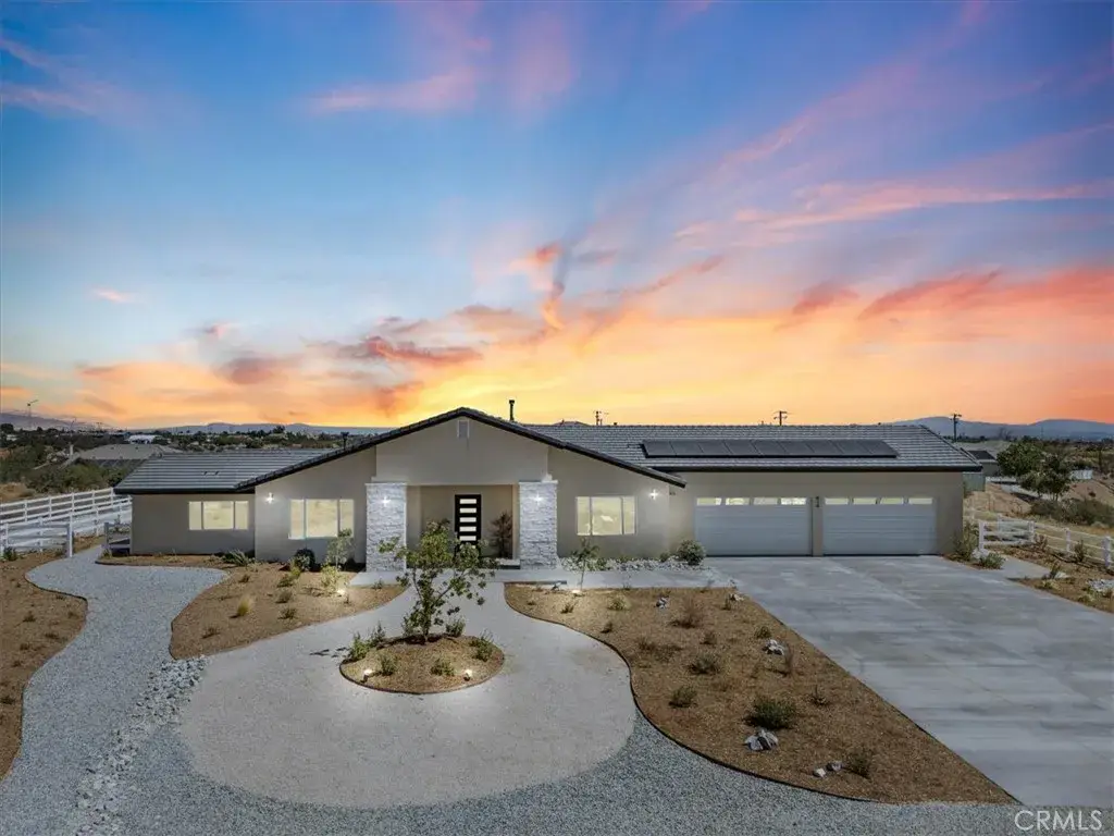 10830 Emerson Road, Oak Hills, CA 92344 - #1