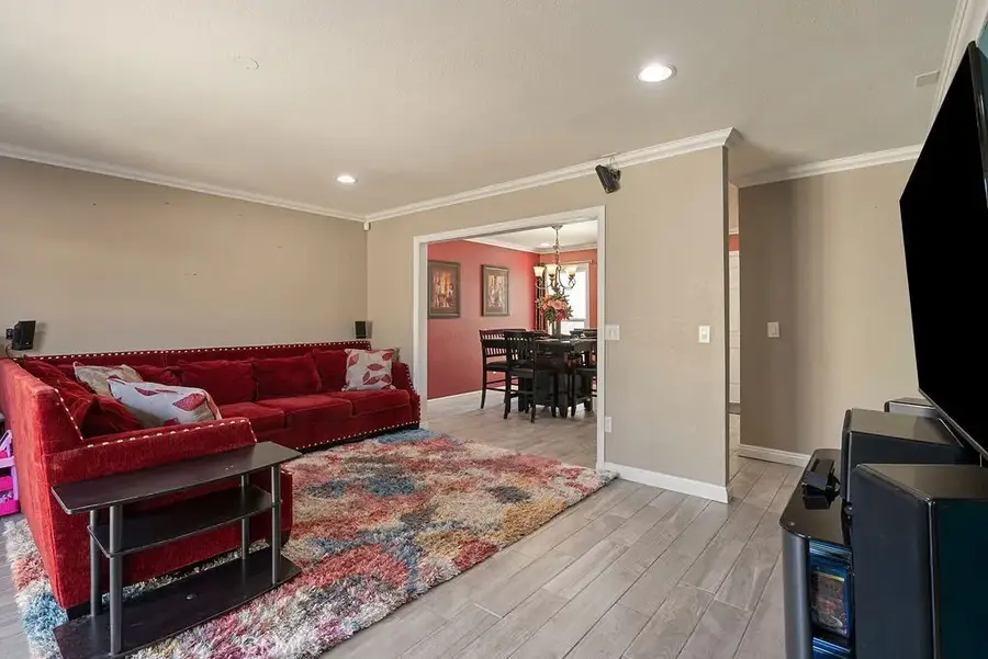 555 D, Upland, CA 91786 - #2