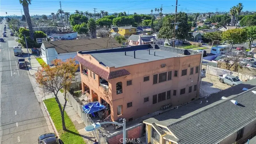 9019 S San Pedro, Los Angeles, CA 90003 - #3