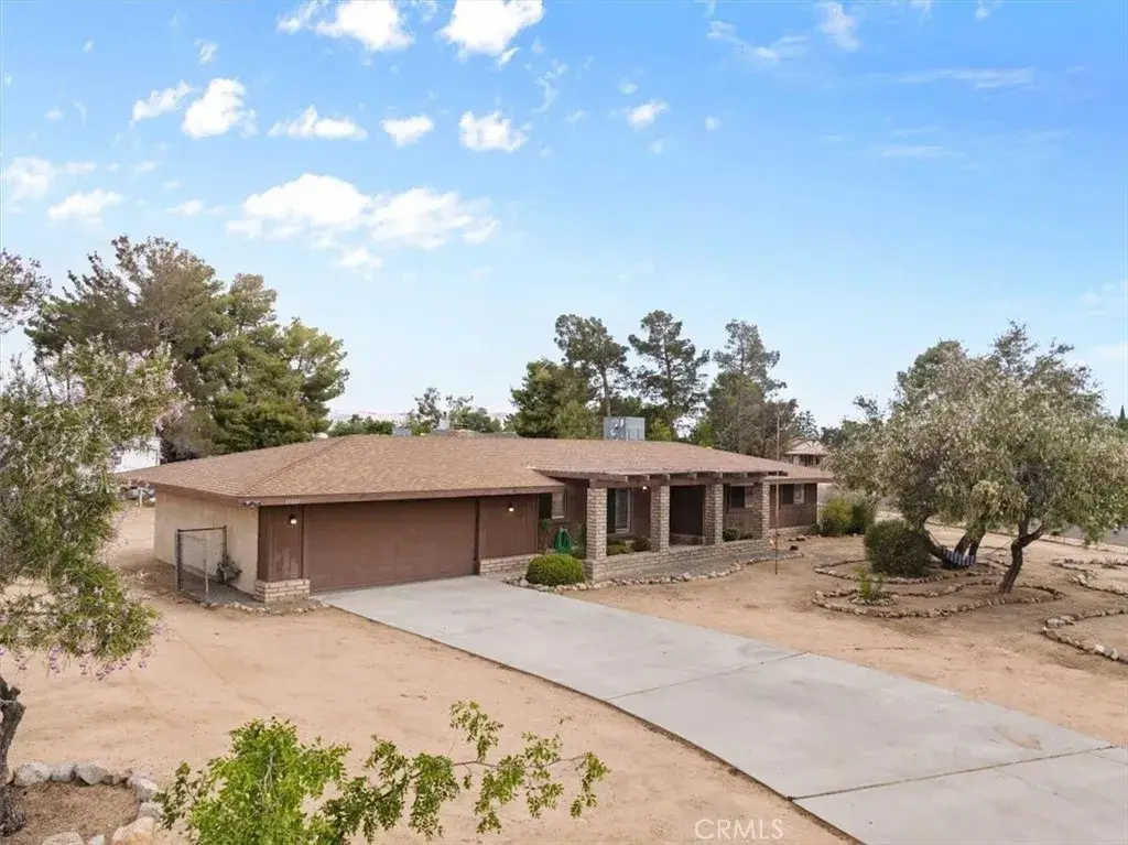 19801 Talihina, Apple Valley, CA 92307 - #1