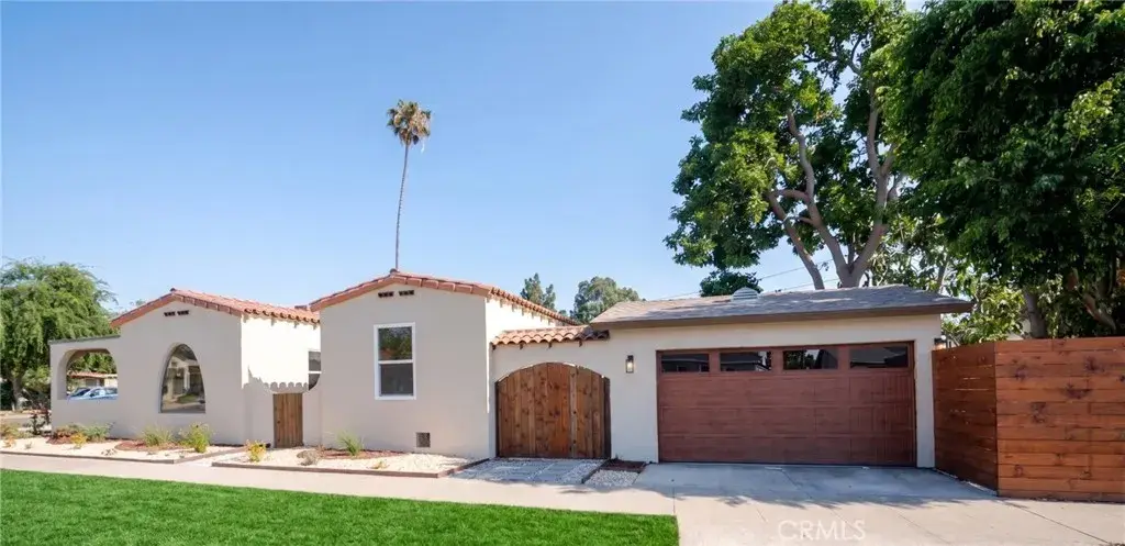 2391 Fashion Ave, Long Beach, CA 90810 - #1