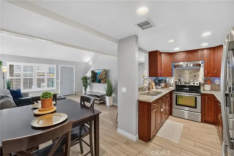 435 W 9th #B3, Upland, CA 91786 - #2