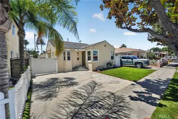 2741 Gale Avenue, Long Beach, CA 90810