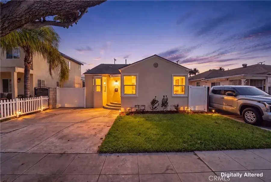 2741 Gale Avenue, Long Beach, CA 90810 - #2