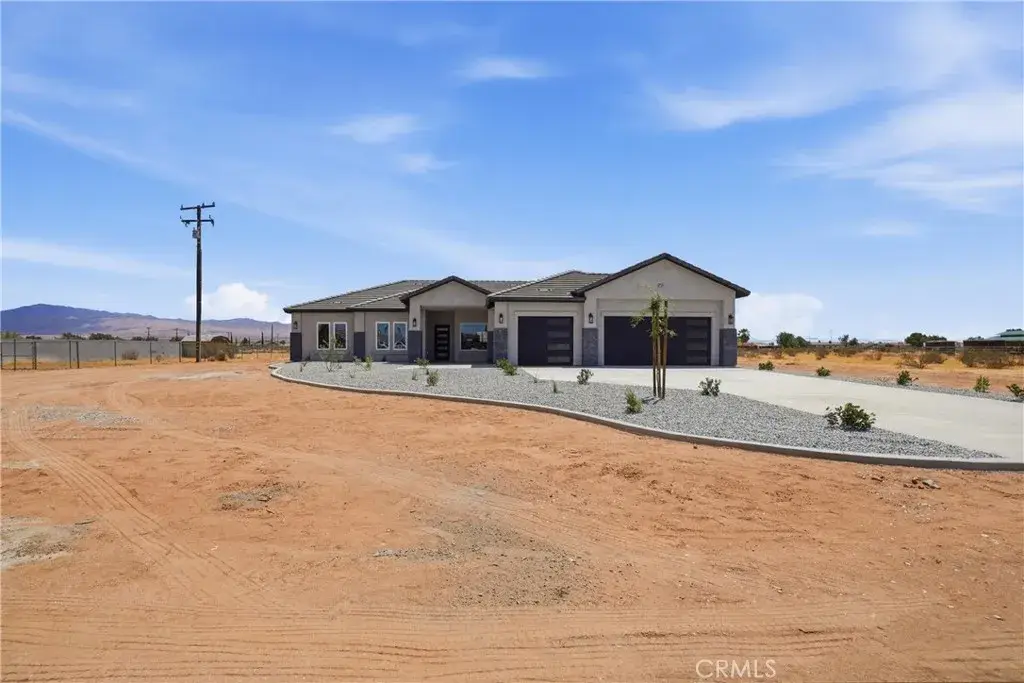 22819 Little Beaver Road, Apple Valley, CA 92308 - #1