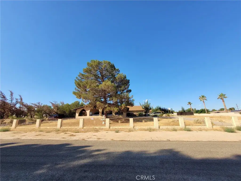 19381 Kinai, Apple Valley, CA 92307 - #1