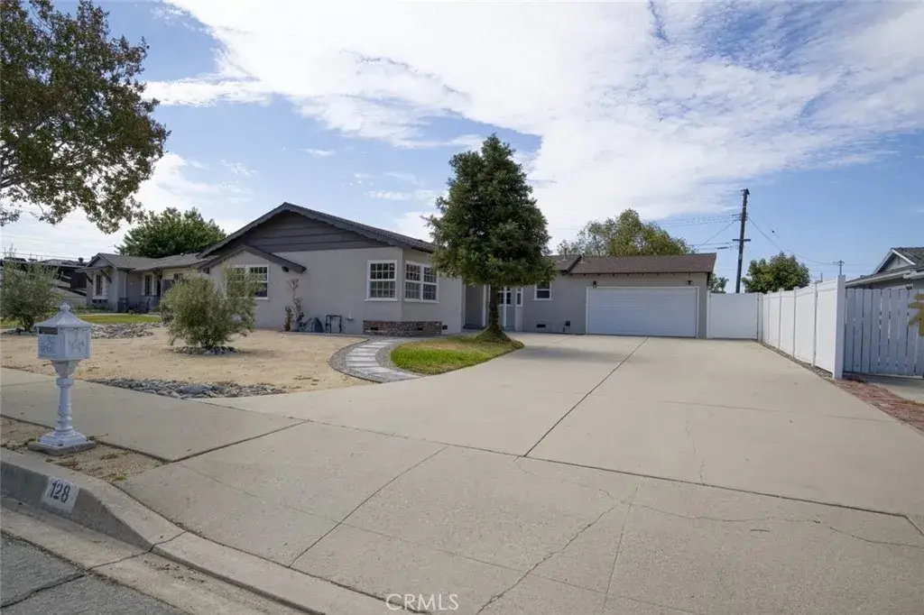 128 W Gaillard Street, Glendora, CA 91740 - #1