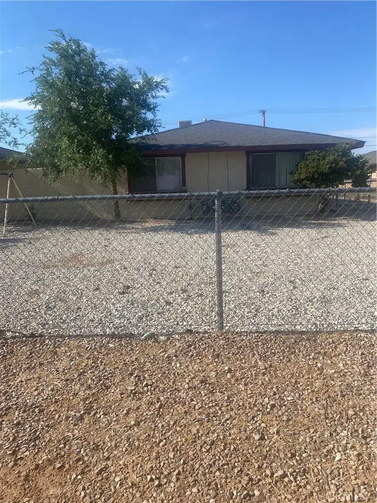 21461 Nisqually Road, Apple Valley, CA 92308 - #1