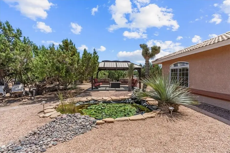 6977 Kourie Way, Oak Hills, CA 92344 - #2
