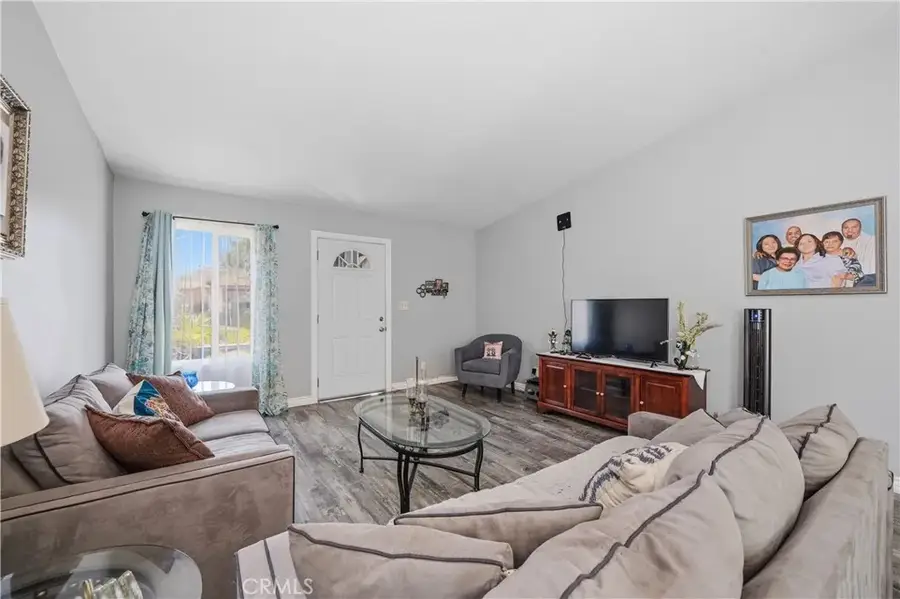 1519 E 41st, Los Angeles, CA 90011 - #3