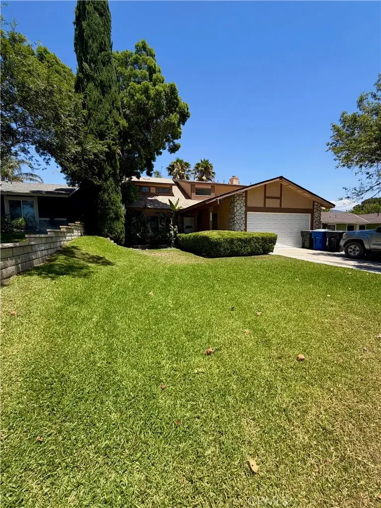 2404 Hyatt, San Bernardino, CA 92407 - #3