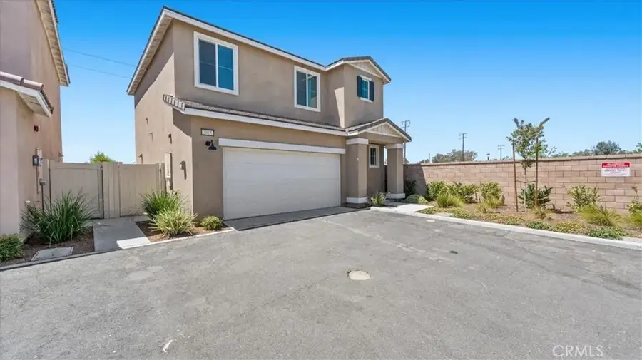 2015 Bergamot Street, Redlands, CA 92374 - #2