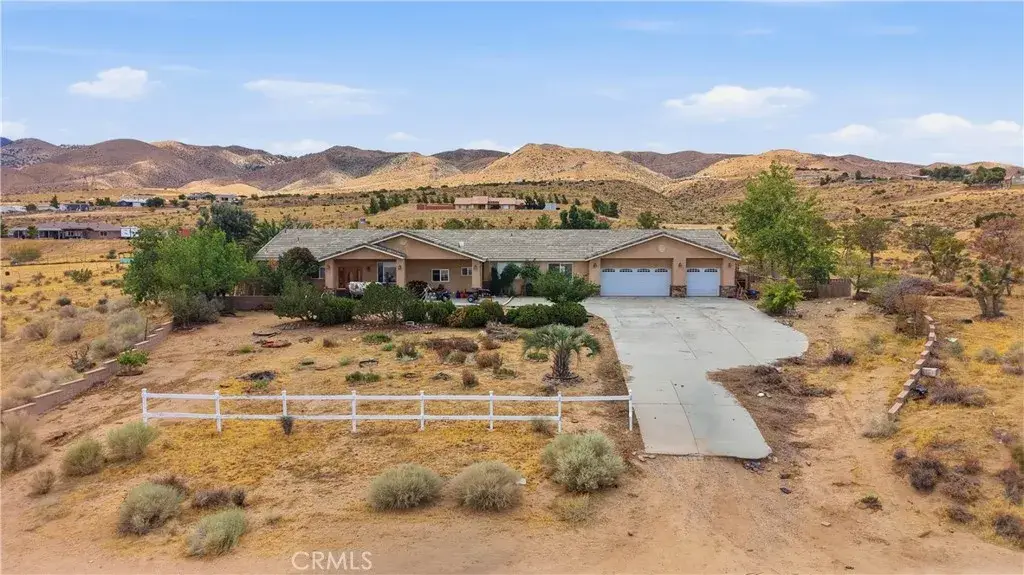 26475 Horizon, Apple Valley, CA 92308 - #1