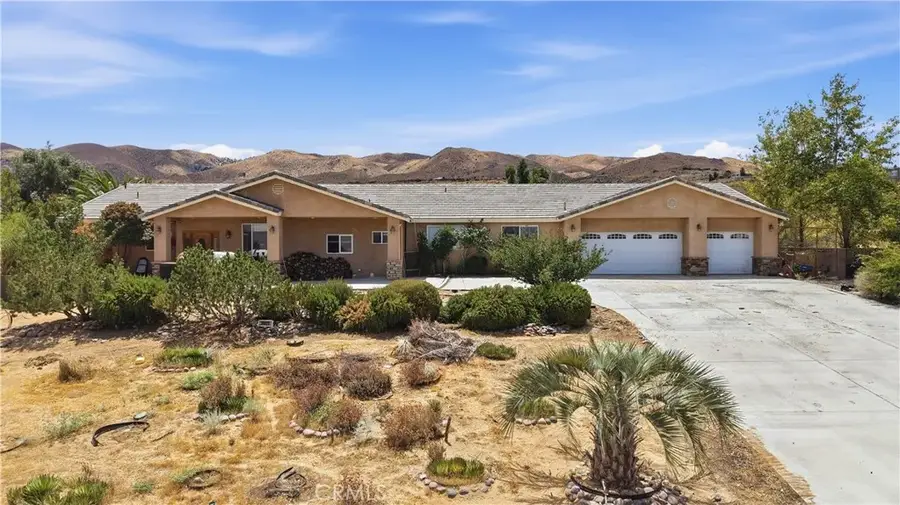 26475 Horizon, Apple Valley, CA 92308 - #3