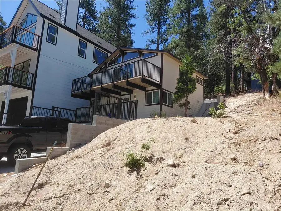 32987 Arrowbear, Running Springs, CA 92382 - #2