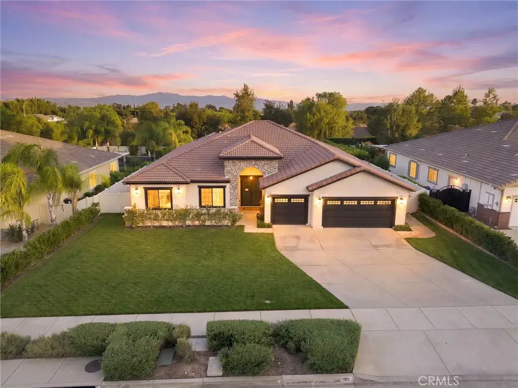 186 W 20th, Upland, CA 91784 - #1