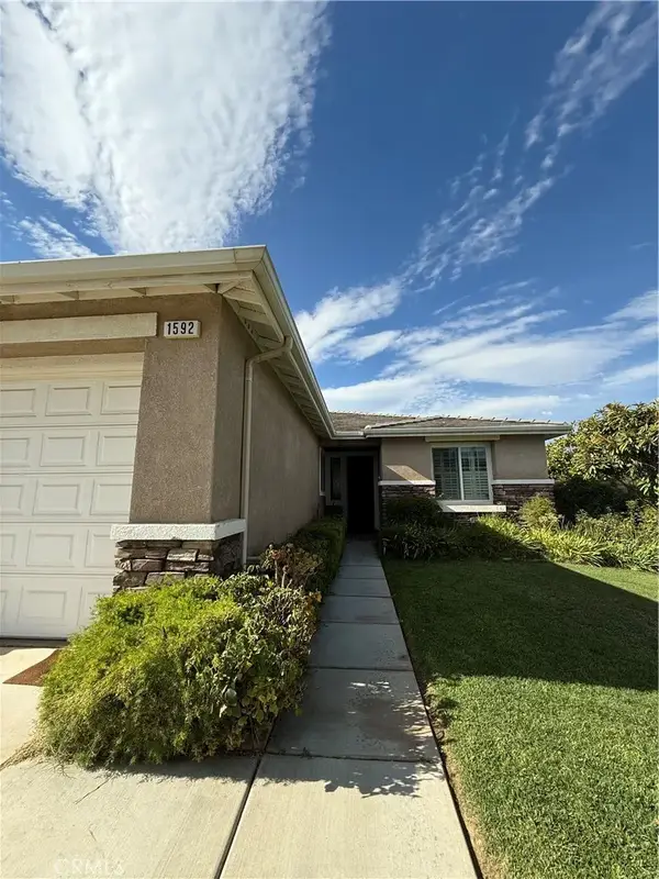 1592 Flora, Beaumont, CA 92223