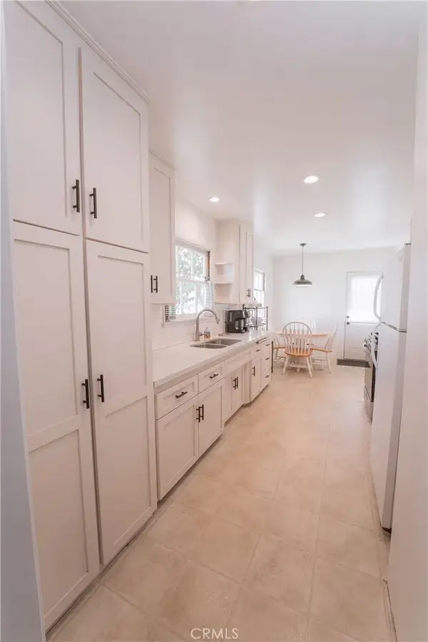 228 E Hurst, Covina, CA 91723