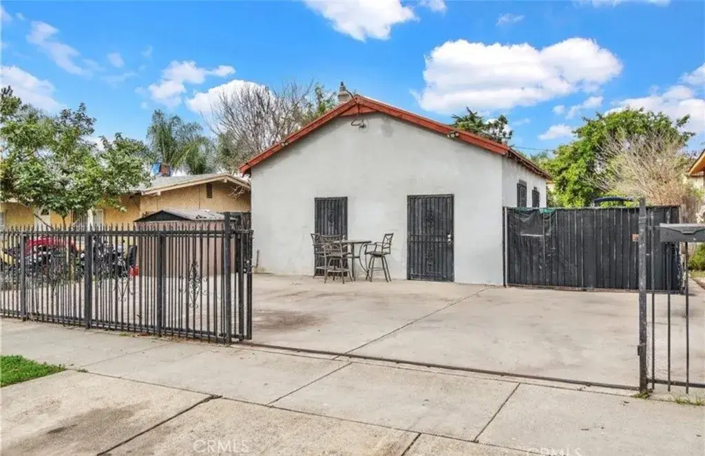 1151 W Mission, Pomona, CA 91766 - #1