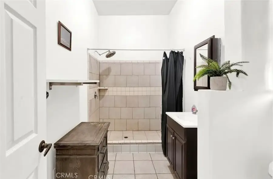 1151 W Mission, Pomona, CA 91766 - #3