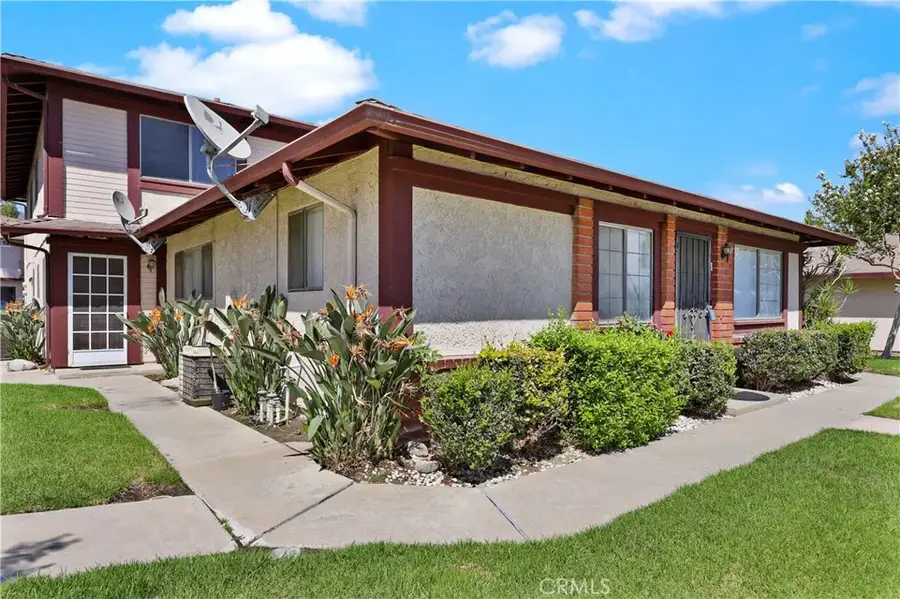 1123 W Sierra Madre Avenue #1, Azusa, CA 91702 - #2