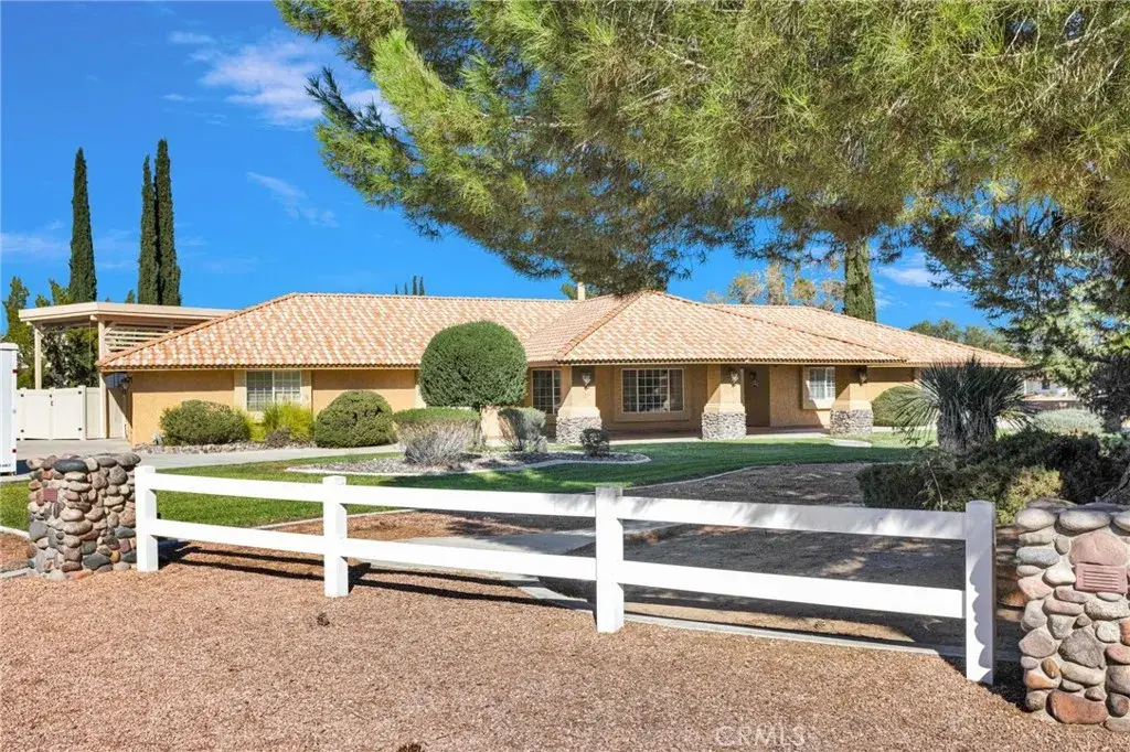 13371 Waco Lane, Apple Valley, CA 92308 - #1