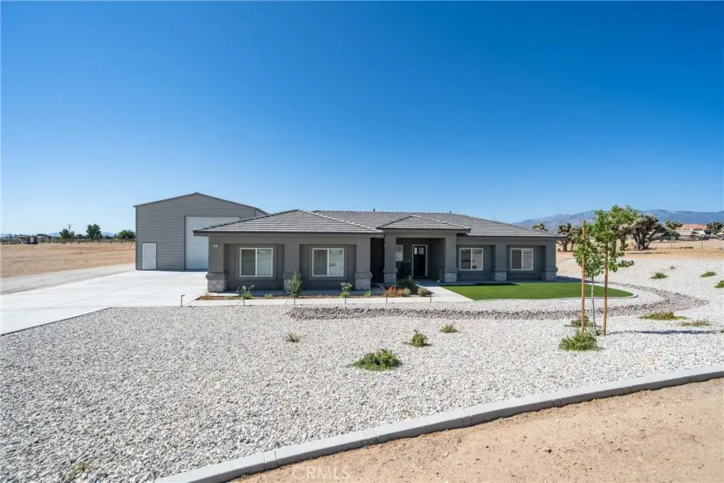 8029 Avenal, Phelan, CA 92371 - #1