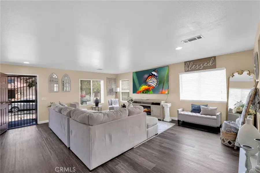 13853 Colorado, Victorville, CA 92394 - #2