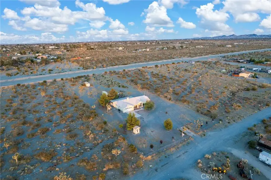 11815 Rosado Road, Pinon Hills, CA 92372 - #2