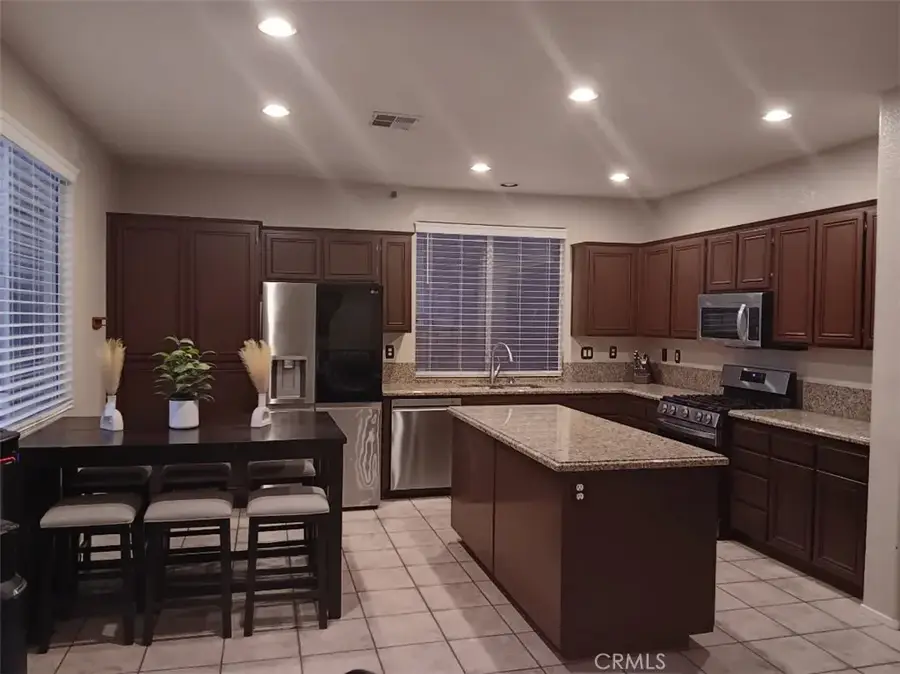 13160 Bay Meadows Ct, Corona, CA 92883 - #2