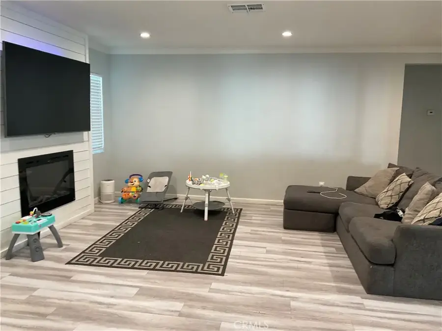 114 S Acacia, Rialto, CA 92376 - #3