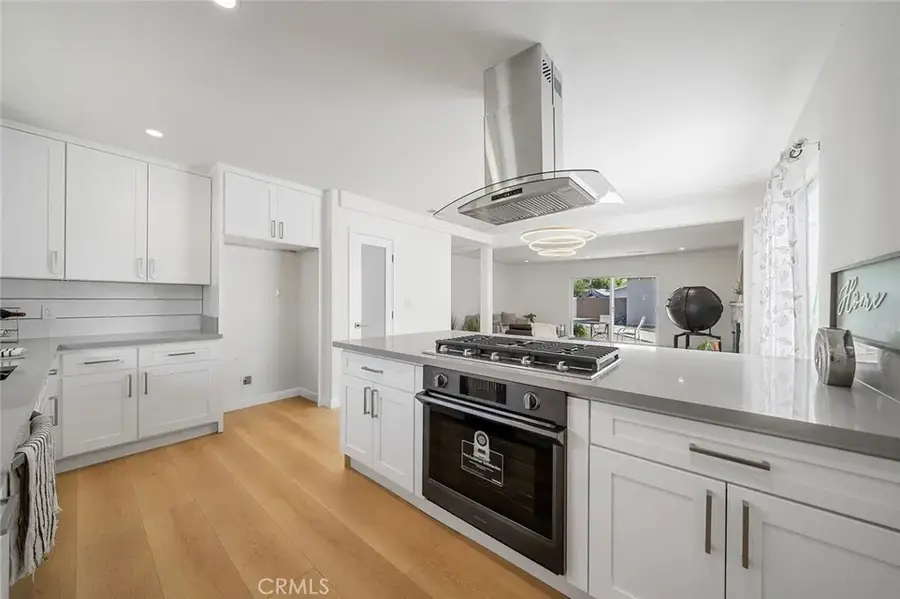 285 E Mckinley Avenue, Pomona, CA 91767 - #2