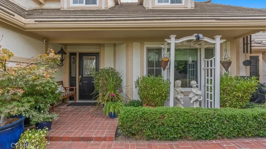 2184 Eiffel Circle, Upland, CA 91784 - #3
