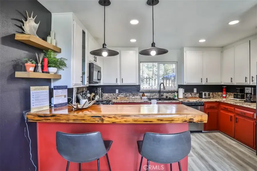 24833 Matterhorn Court, Crestline, CA 92325 - #3