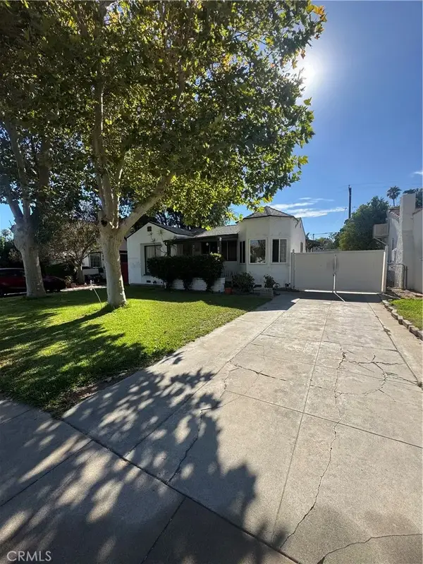 3280 Genevieve, San Bernardino, CA 92405