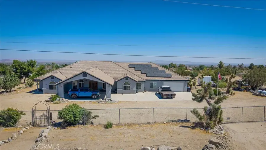 1220 Smoke Tree, Pinon Hills, CA 92372 - #2