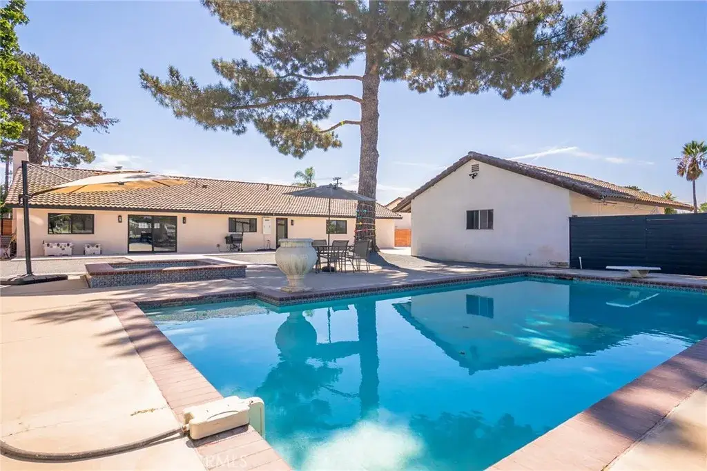 9226 Locust, Fontana, CA 92335 - #1