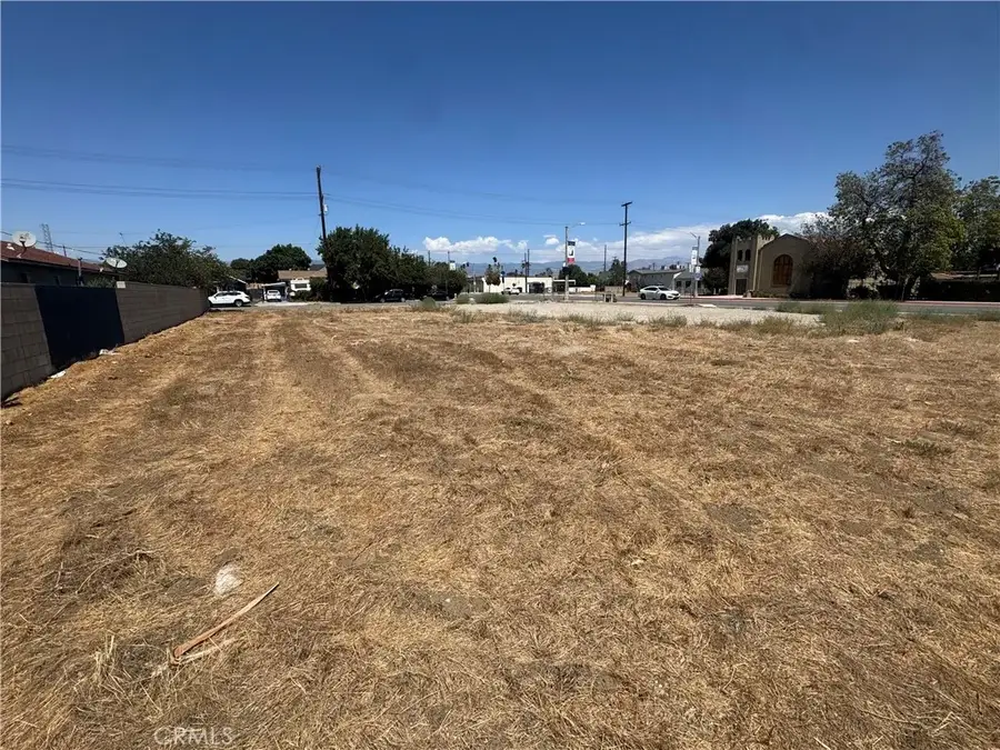 233 La Cadena Drive, Colton, CA 92324 - #2