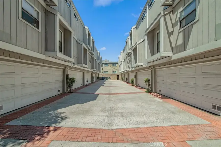 965 E Del Mar Boulevard #4, Pasadena, CA 91106 - #3