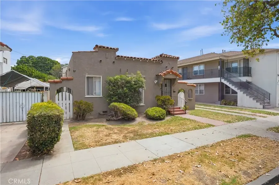 2472 Chestnut Avenue, Long Beach, CA 90806 - #3