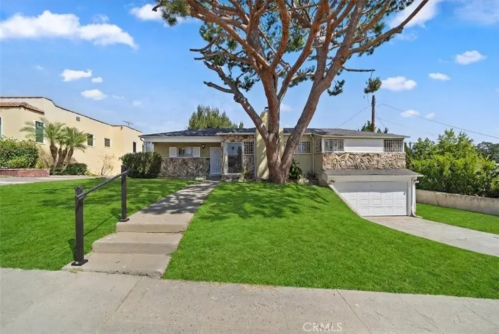 4115 W 61st, Los Angeles, CA 90043 - #1