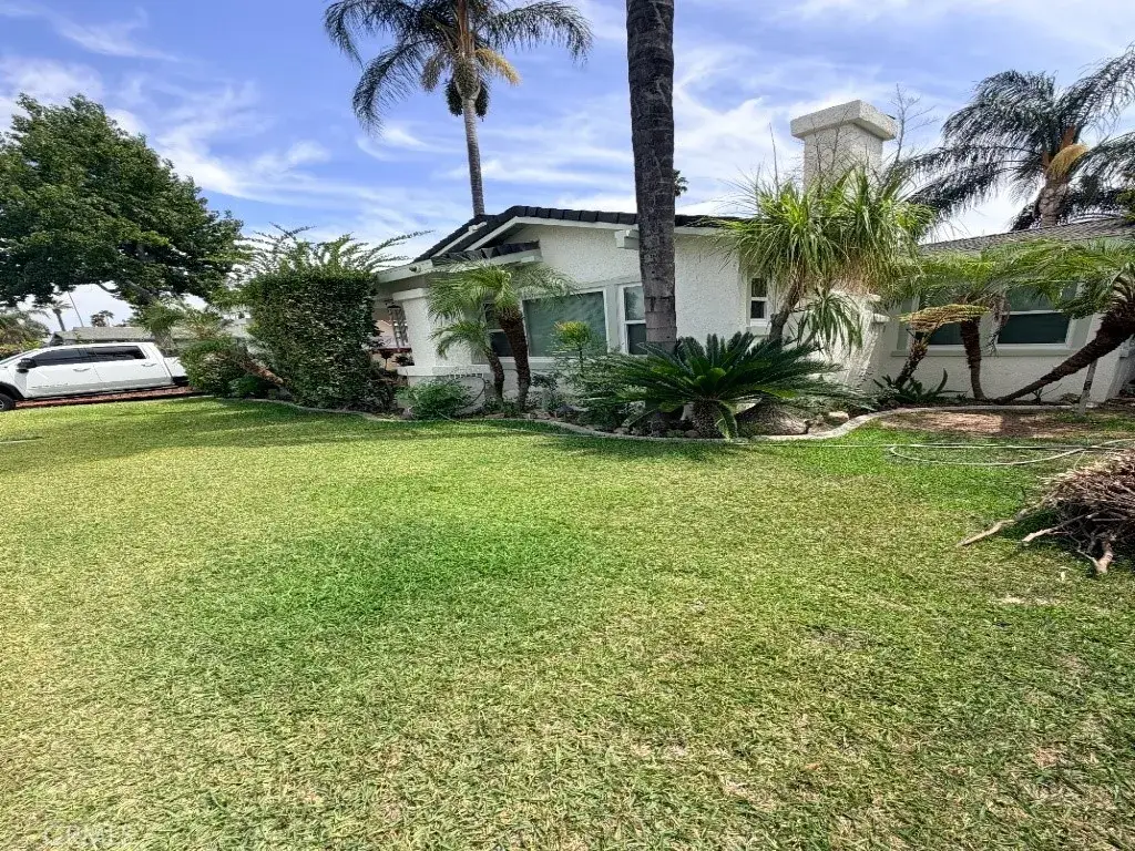 4574 Central Ave, Riverside, CA 92506 - #1