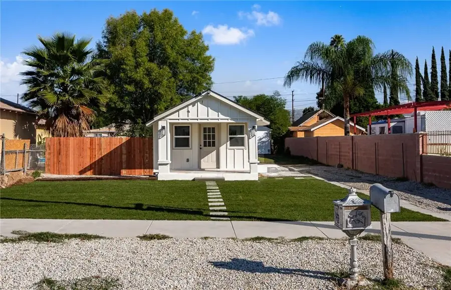 515 W L, Colton, CA 92324 - #2