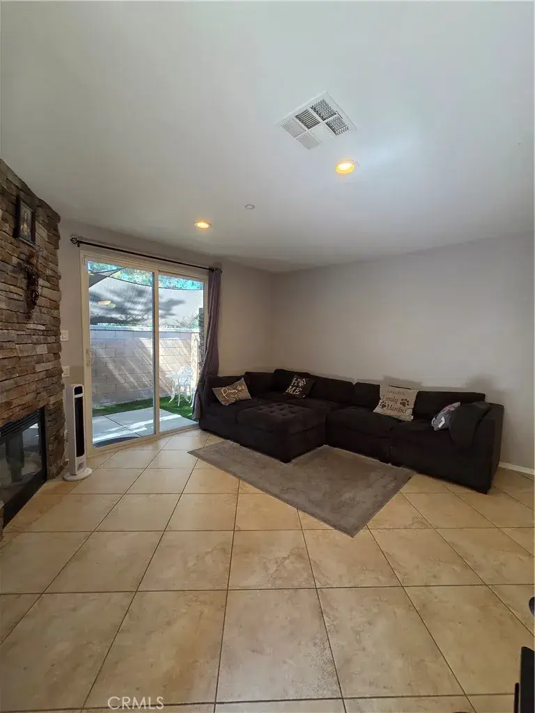 8692 9th #3, Rancho Cucamonga, CA 91730 - #3