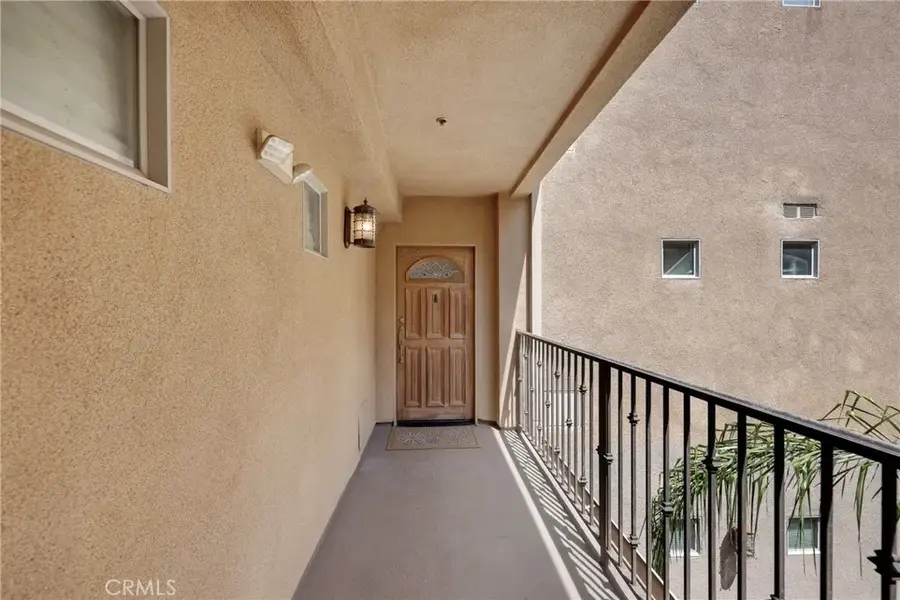 1515 Grismer, Burbank, CA 91504 - #2