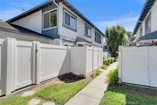878 W 13th, Azusa, CA 91702