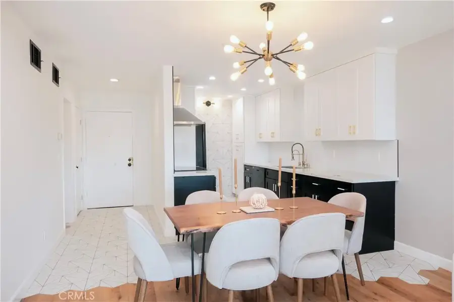 12720 Burbank, Valley Village, CA 91607 - #3