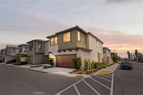 810 Enchanted Hideaway, Upland, CA 91786